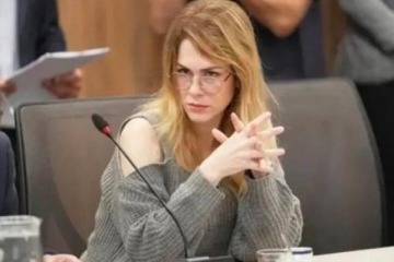 Lemoine rechazó los cuestionamientos de Llaryora: "Habla el político que prohibió el UBER"