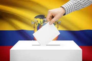 Elecciones en Ecuador: los ecuatorianos van a las urnas para elegir presidente