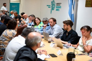 El Gobierno bonaerense acordó un aumento escalonado de 9% para los trabajadores de la Ley 10430