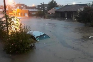 Fuerte temporal en Bahía Blanca: más de 40 familias evacuadas y suspensión de clases y actividades