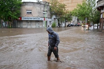 Milei mandaría 40 veces menos de lo que necesitaría Bahía Blanca para recuperarse