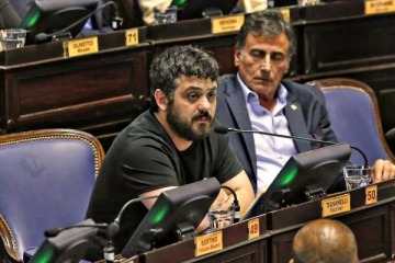 Tignanelli: "A los trabajadores les quitan la moratoria pero a los fugadores les ofrecen blanqueos"