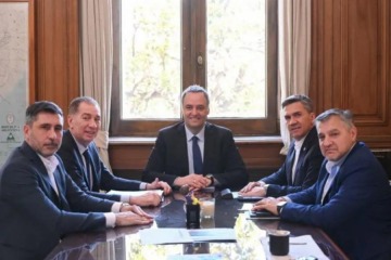 Foto de Santilli citó a Zdero y Weretilneck para reforzar el apoyo a las reformas