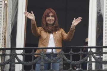 Foto de Cristina denunció “otra extorsión más” antes de una nueva audiencia de la Causa Cuadernos