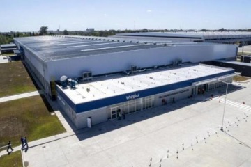 Foto de Whirlpool anunció el cierre de su planta en Pilar y despidió a más de 200 trabajadores
