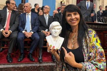 Foto de Lorena Villaverde retiró su renuncia como diputada ante la falta de respaldo para asumir en el Senado