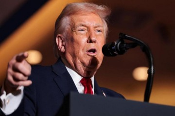 Foto de Trump catalogó a Gustavo Petro de “hostil” y lanzó una amenaza: “Será el siguiente”