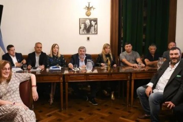 Foto de La CGT mantuvo un encuentro con senadores peronistas para delinear el rechazo a la reforma laboral