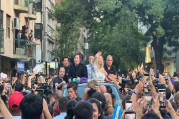 Foto de "Cachetazo en las urnas": Milei visitó Córdoba con su Tour de la Gratitud