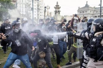 Foto de El Gobierno confirmó que apelará el fallo que suspende el protocolo antipiquete