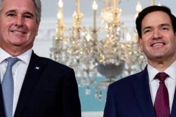 Foto de El canciller Argentino habló con el secretario de EEUU y le agradeció el apoyo de Argentina a la operación en Venezuela