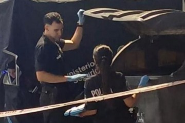 Foto de La desidia de la gestión de Jorge Macri: un cartonero murió desangrentado mientras en un contenedor