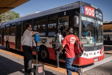 Foto de La UTA y las empresas se reunirán por las paritarias del sector y para evitar el primer paro de colectivos del 2026