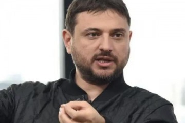 Foto de Rechazo opositor al manotazo de Milei sobre el sable corvo de San Martín