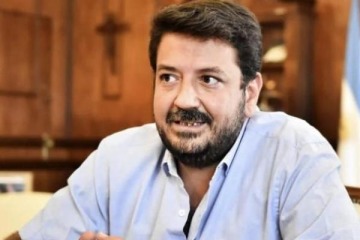 Foto de Mena volvió a cruzar a Capuchetti por el atentado a CFK: “Deje de inventar y obstaculizar”