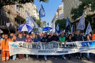 Foto de Empleados de Vialidad Nacional anunciaron medidas por reclamo salarial y contra la reforma laboral de Milei
