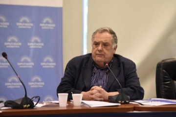 Foto de Desde UxP presentan una contrarreforma laboral en respuesta a la reforma libertaria: en qué consiste