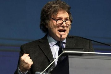 Foto de Inaudito: Milei se apropió del sable corvo de San Martín y monta un acto político en Santa Fe