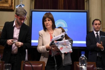 Foto de A contrarreloj, el Gobierno espera sancionar la reforma laboral antes del 28 de febrero