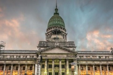 Foto de El voto que no fue: la maniobra de los senadores santacruceños que terminó beneficiando a Milei
