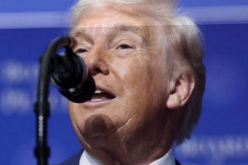 Foto de Trump se atribuye el triunfo de Milei y lo exhibe como aliado en la Junta de Paz