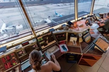 Foto de Con reclamos salariales, controladores aéreos anunciaron paros que afectarán el final de las vacaciones