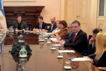 Foto de El Gobierno se reúne para convertir en ley las reformas laboral y penal juvenil