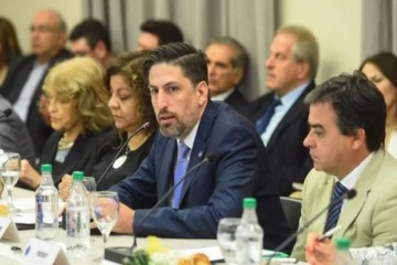 Foto de Unión por la Patria presentó en el Congreso un proyecto para reforzar ingresos docentes