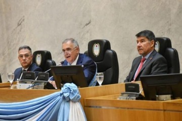 Foto de "Me la banco y voy a seguir siendo dialoguista”: Jaldo abrió el período de sesiones tucumanas y ratificó su decisión de acompañar a Milei