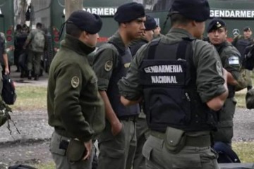 Foto de Rosario: un gendarme dejó su arma reglamentaria como garantía por no poder pagar el alquiler