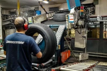 Foto de Crisis productiva: la industria del neumático registra una caída histórica de su actividad