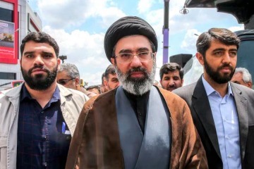 Foto de El nuevo líder supremo iraní advirtió que "seguirá cerrado" el estrecho de Ormuz: “Vengaremos la sangre"