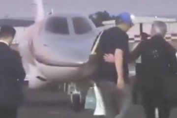 Foto de Procuraduría abrió una investigación por los suntuosos viajes de Manuel Adorni con su esposa