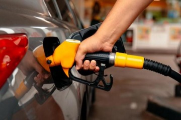 Foto de La nafta se disparó casi 24% desde fines de febrero por la guerra en Medio Oriente