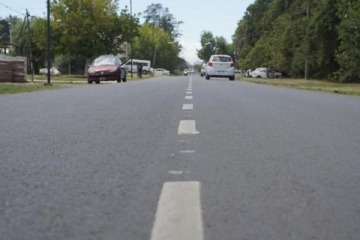 Foto de Obra pública: Alak supervisó la pavimentación de avenida 38 en San Carlos, que ya tiene un 70 % de avance
