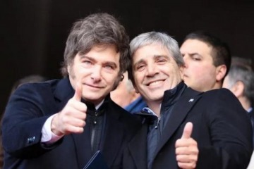 Foto de Javier Milei aseveró que la inflación mayorista "está bajando" y halagó a Caputo: "El mejor ministro de Economía de la historia"