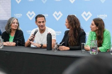 Foto de Educación: Juliàn Álvarez lanzó la segunda edición del Program "Profes" en Lanús