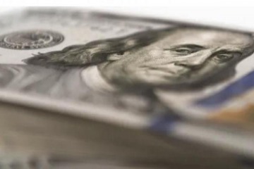 Foto de El dólar rebota sobre el cierre, pero acumula otra caída mensual y crecen las alertas por atraso cambiario