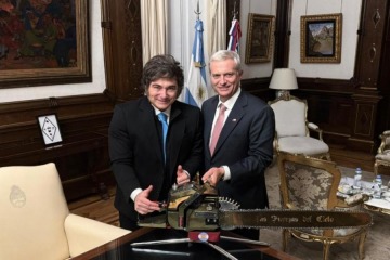 Foto de Milei recibió a Antonio Kast para avanzar en una agenda bilateral con eje en migración, seguridad y minería