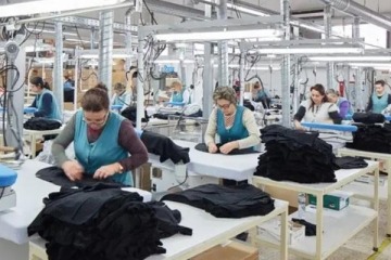 Foto de Crisis en la industria textil: intentan con el regreso de las 12 cuotas sin interés para revivir el consumo