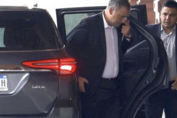 Foto de La trama inmobiliaria de Adorni se complica cada vez más: su escribana admitió que desconoce el origen de los fondos