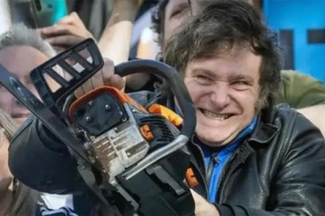 Foto de El Gobierno de Milei enciende la motosierra y Sturzenegger prepara el cierre de organismos públicos y más despidos