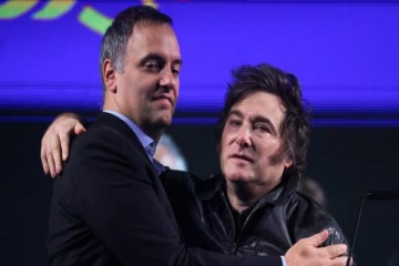 Foto de Encuesta: Milei y el Gobierno tienen casi un 60% de imagen negativa en medio del escándalo de Manuel Adorni