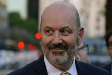 Foto de Tras los despidos en el Servicio Meteorológico Nacional, Sturzenegger justificó que "esos sueldos son dinero que pagan otras familias"