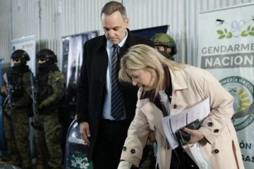 Foto de Apareció: Adorni se muestra con Monteoliva mientras crecen las denuncias en su contra