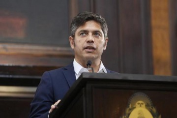 Foto de Kicillof criticó el respaldo del Gobierno Nacional a Manuel Adorni: "Están montando un show"