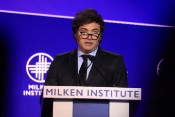 Foto de Milei viaja de nuevo a EEUU: reunión con empresarios, agenda en el instituto Milken pero no habrá reunión con Trump