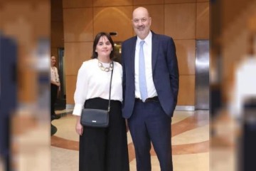 Foto de Escándalo en Cancillería: denuncian licitación “a medida” para la esposa de Sturzenegger