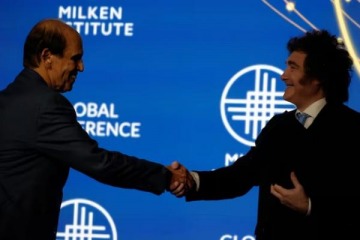 Foto de Milei volvió a buscar respaldo entre empresarios de EE.UU. y habló de un “sueño americano” continental