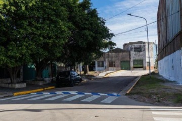 Foto de El Municipio de Lanús abrió la calle Liniers en su intersección con Darragueira
